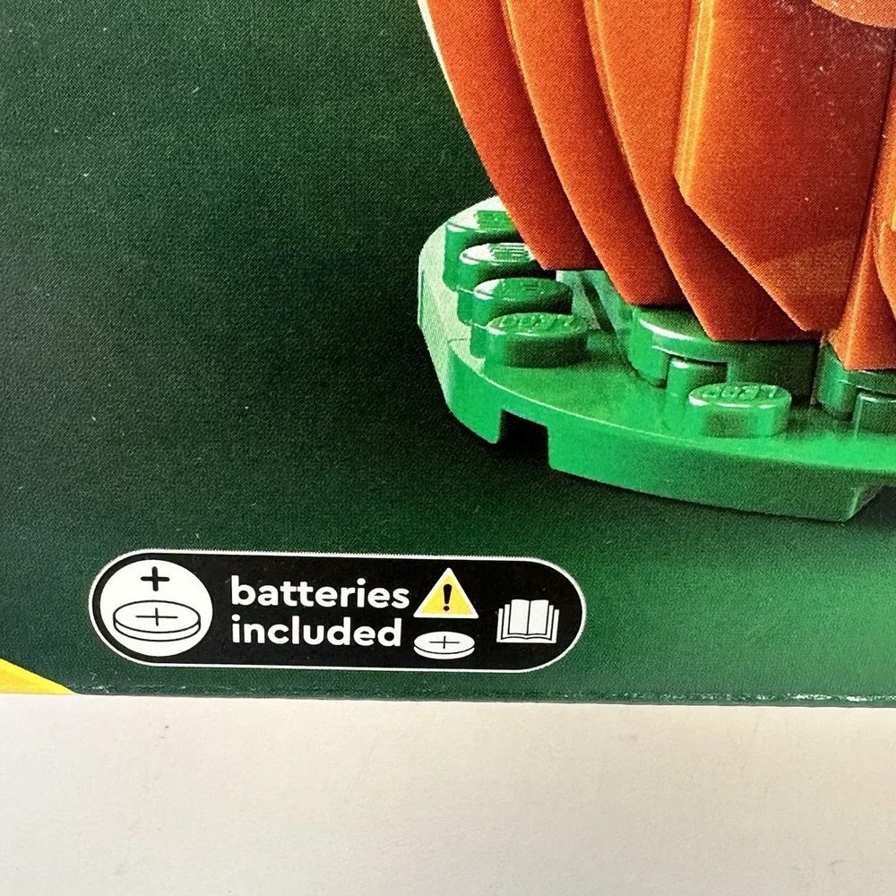 LEGO 40697 Halloween Pumpkin w Light Brick Ghost Creator Set 254pcs NEW - Picture 5 of 9